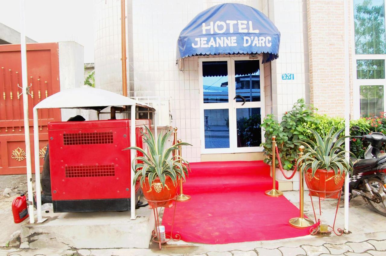 Hotel Residence Jeanne D'Arc Kotonu Zewnętrze zdjęcie