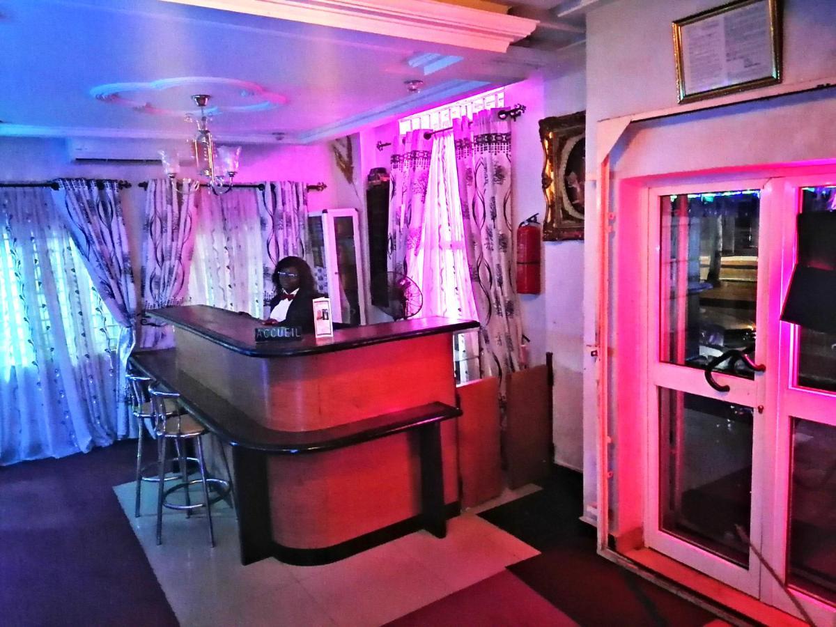 Hotel Residence Jeanne D'Arc Kotonu Zewnętrze zdjęcie