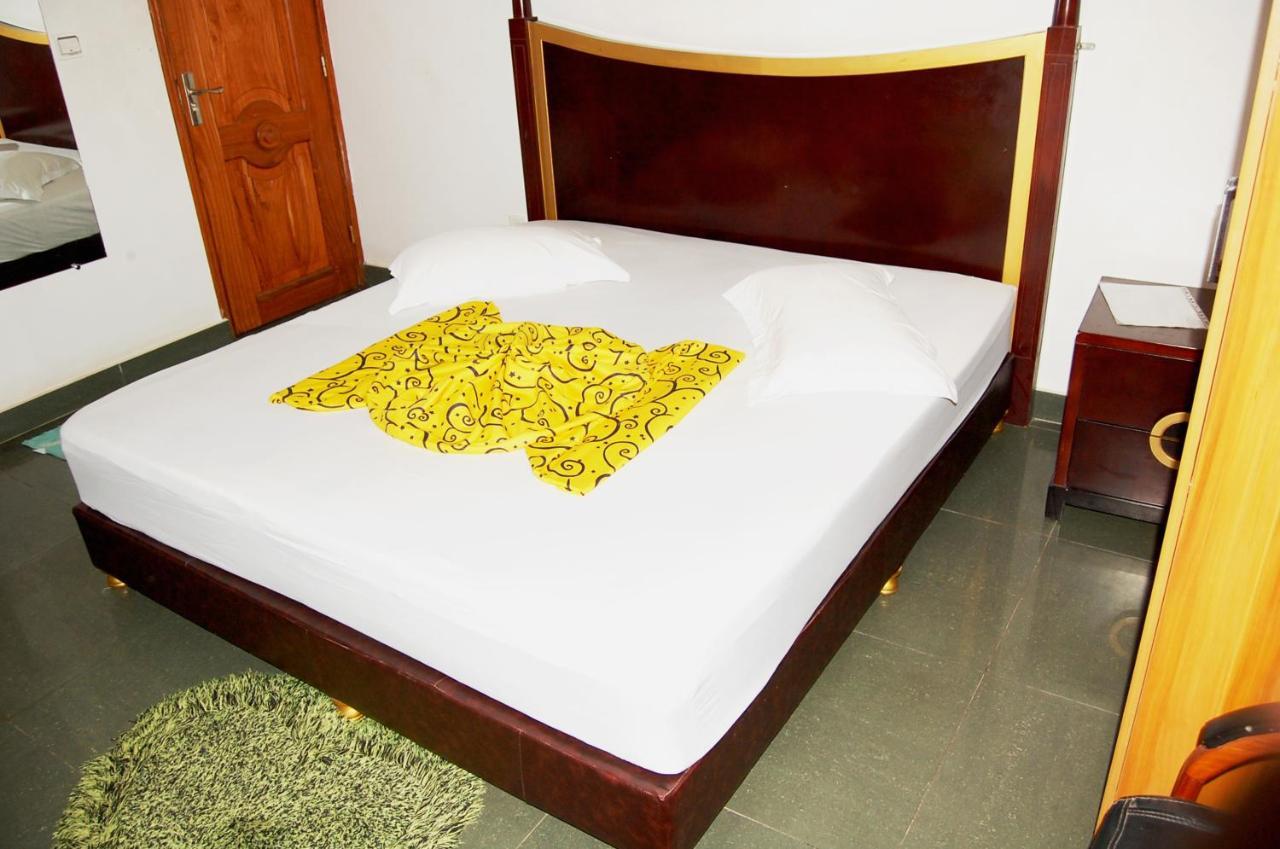 Hotel Residence Jeanne D'Arc Kotonu Zewnętrze zdjęcie